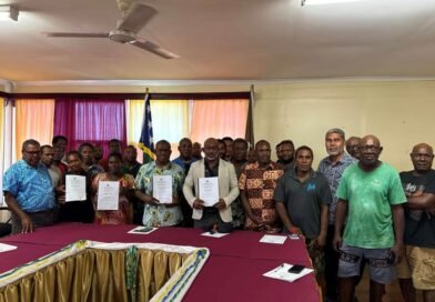 Ministry of Communication and Aviation Signs MOU with Avuavu Land Representatives